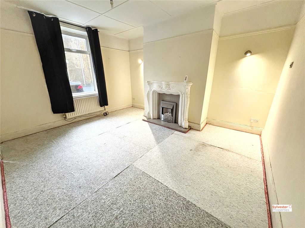 Property photo 3 of 15 Picture No. 11