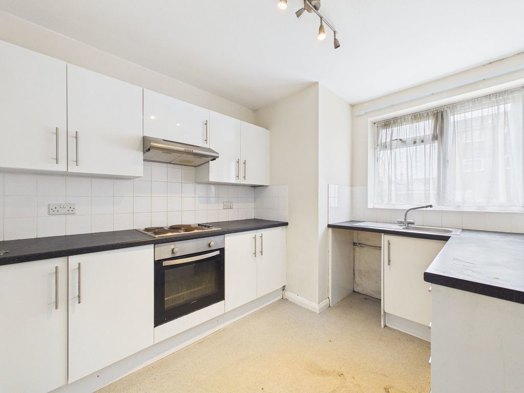 Property photo 3 of 7