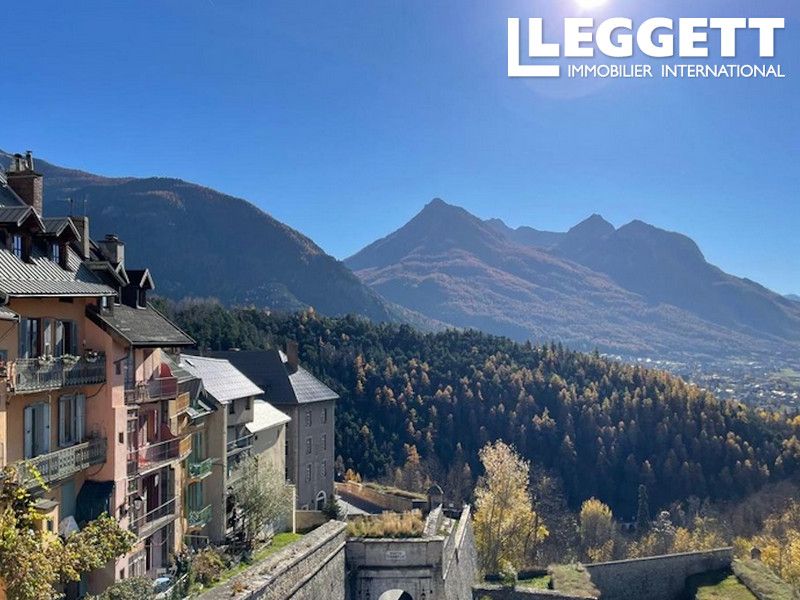 Property photo 3 of 8