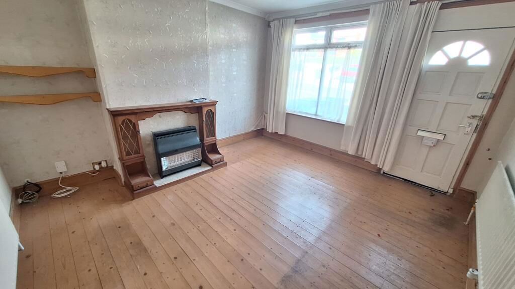 Property photo 2 of 14