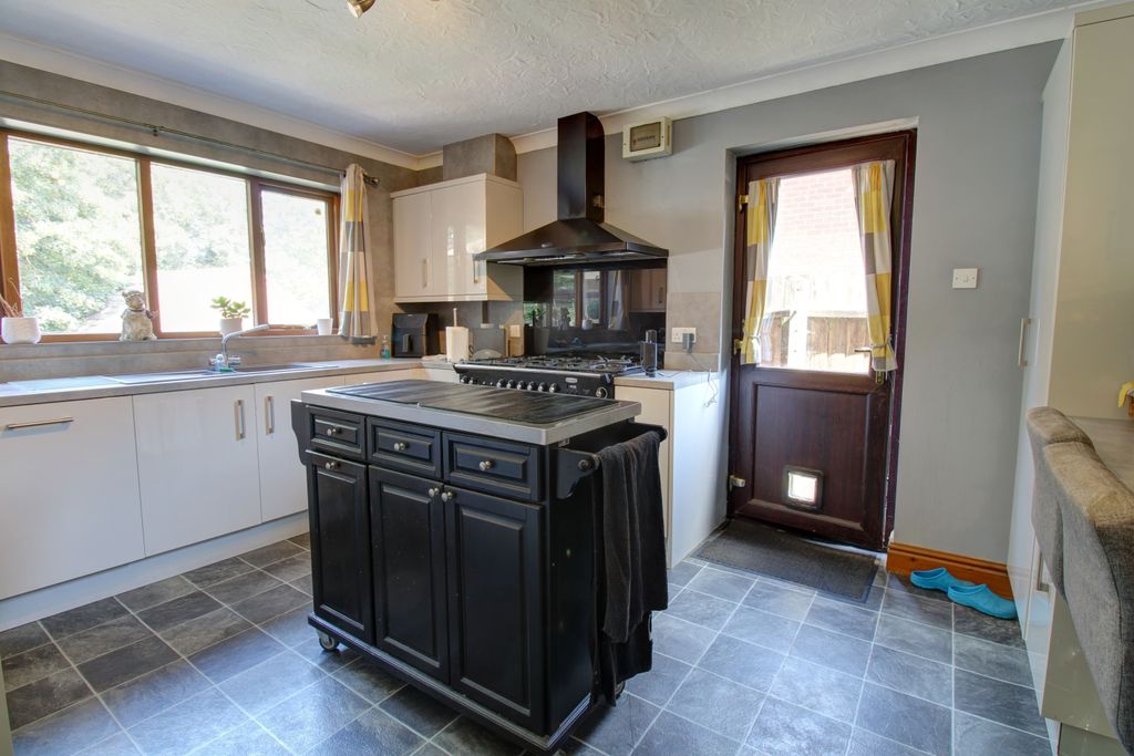 Property photo 2 of 17 A13