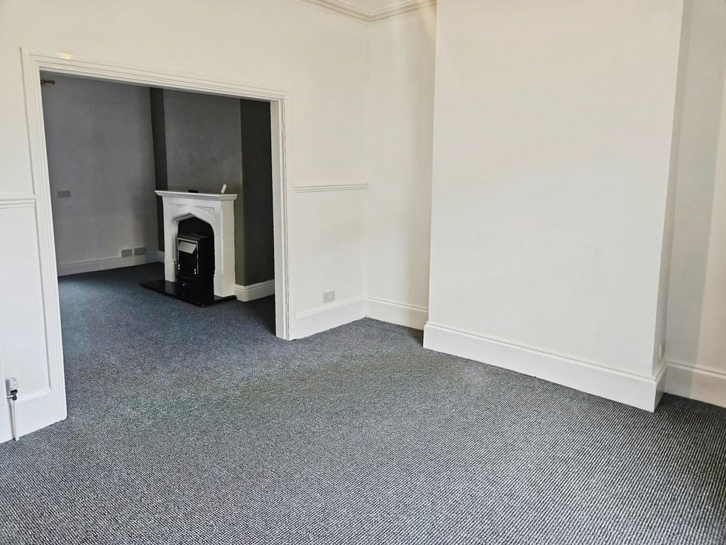 Property photo 2 of 14 Pbox-Img.Jpg