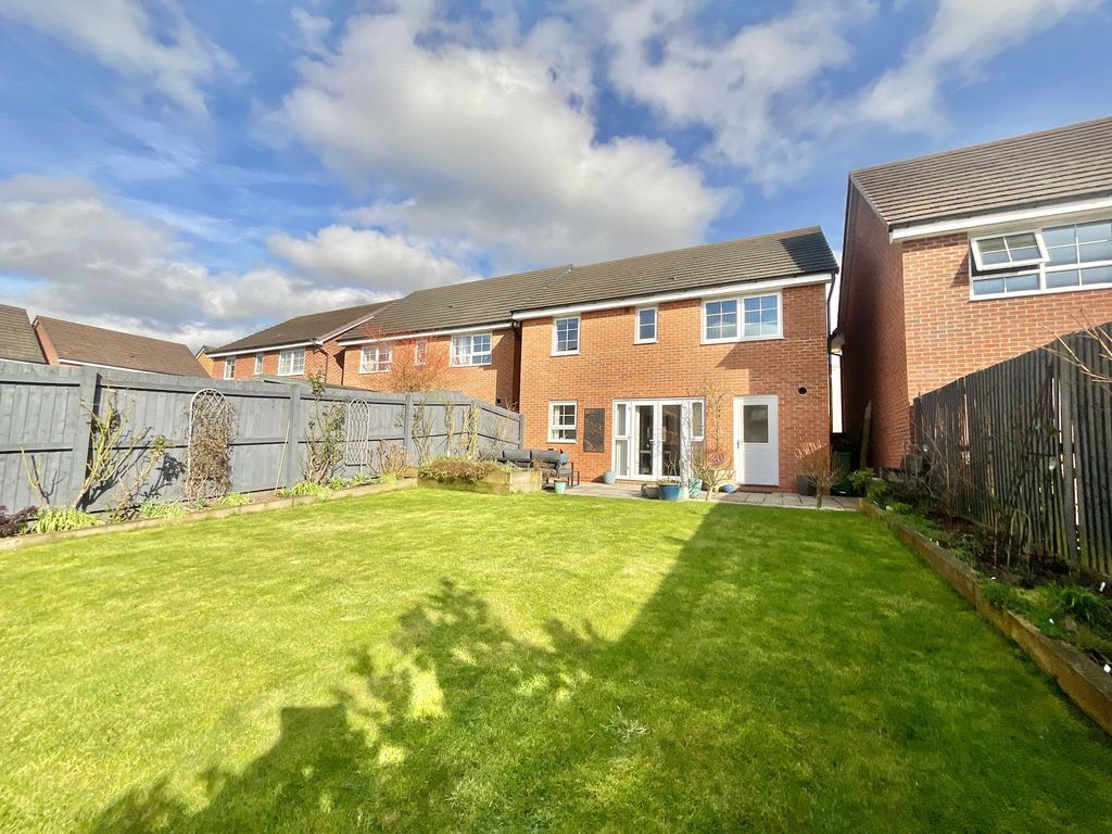 Property photo 3 of 15