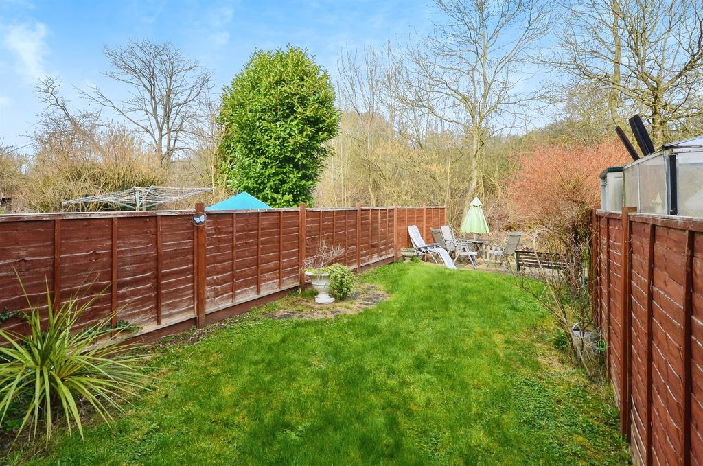 Property photo 2 of 10