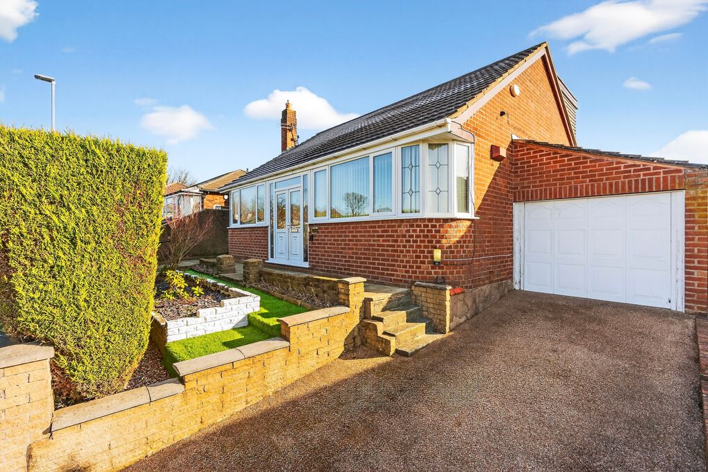 Property photo 1 of 27