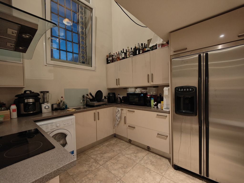 Property photo 2 of 12 0 General