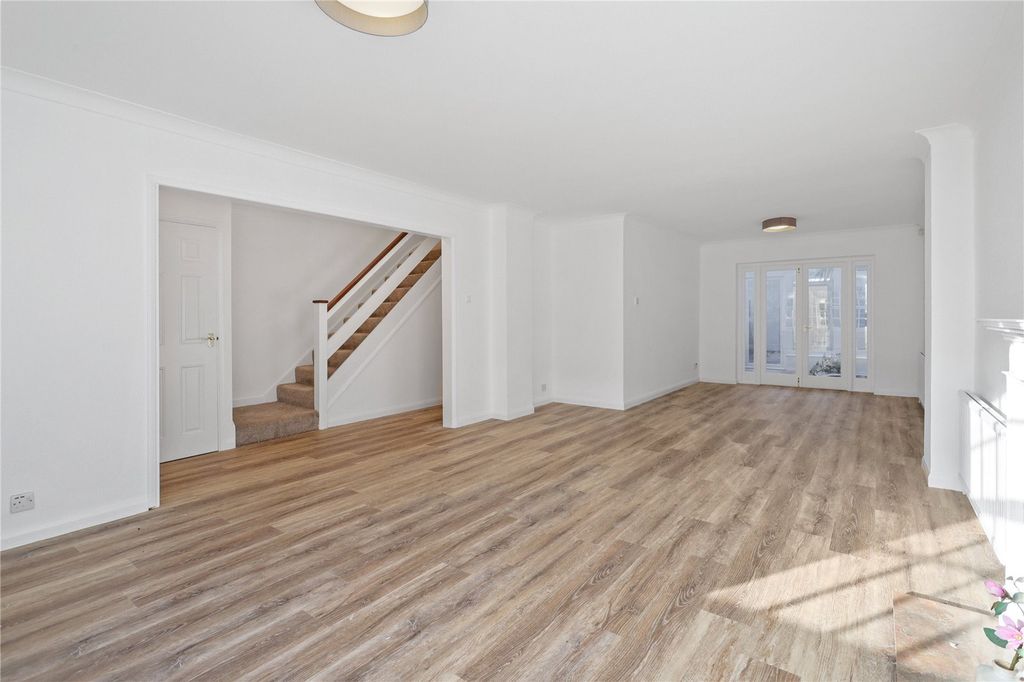 Property photo 2 of 11 Picture No. 02