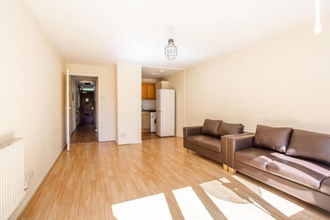 Property photo 2 of 9 4306511