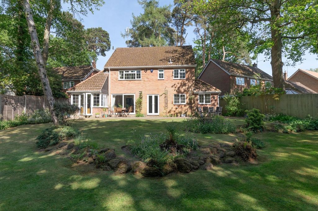 Property photo 1 of 29