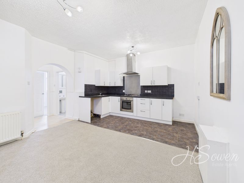 Property photo 2 of 9 Photo 2