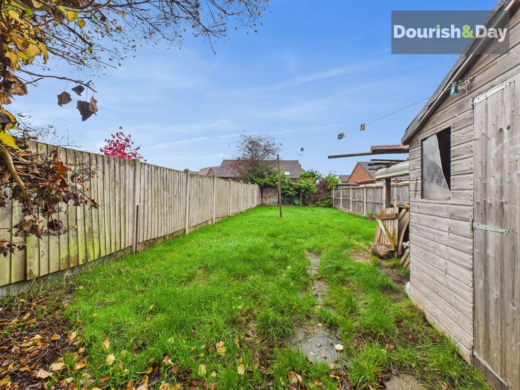 Property photo 2 of 16 Rear Garden