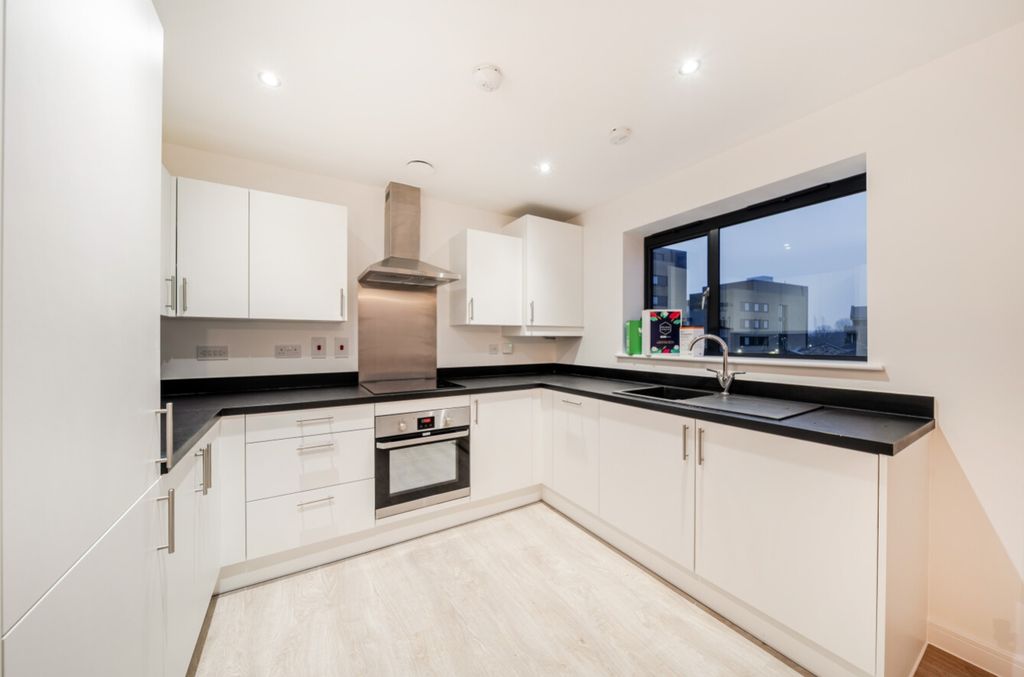 Property photo 2 of 24 1406311-5-6980E2Fa9d30A