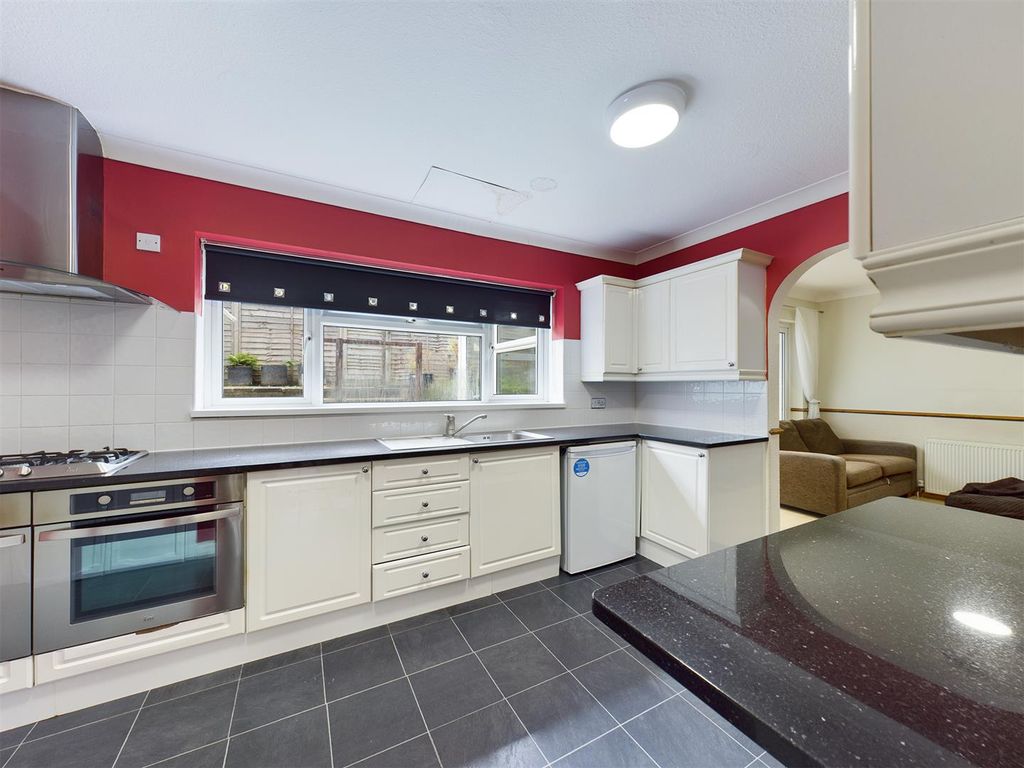 Property photo 2 of 20 Cam00159P1-Pr0103-Still03.Jpg