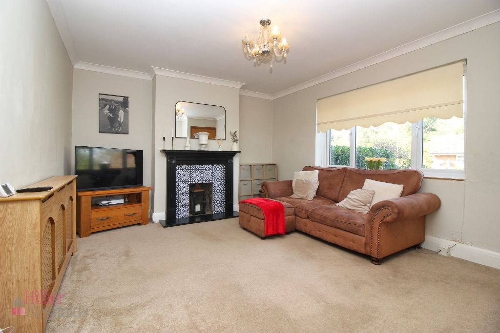 Property photo 2 of 15 Lounge