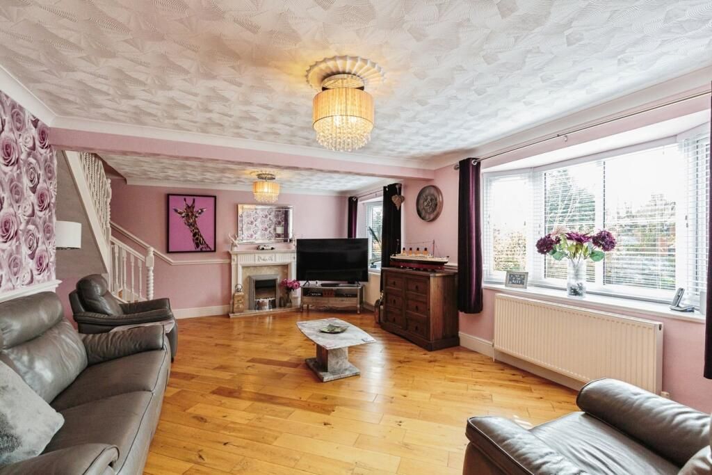 Property photo 2 of 23