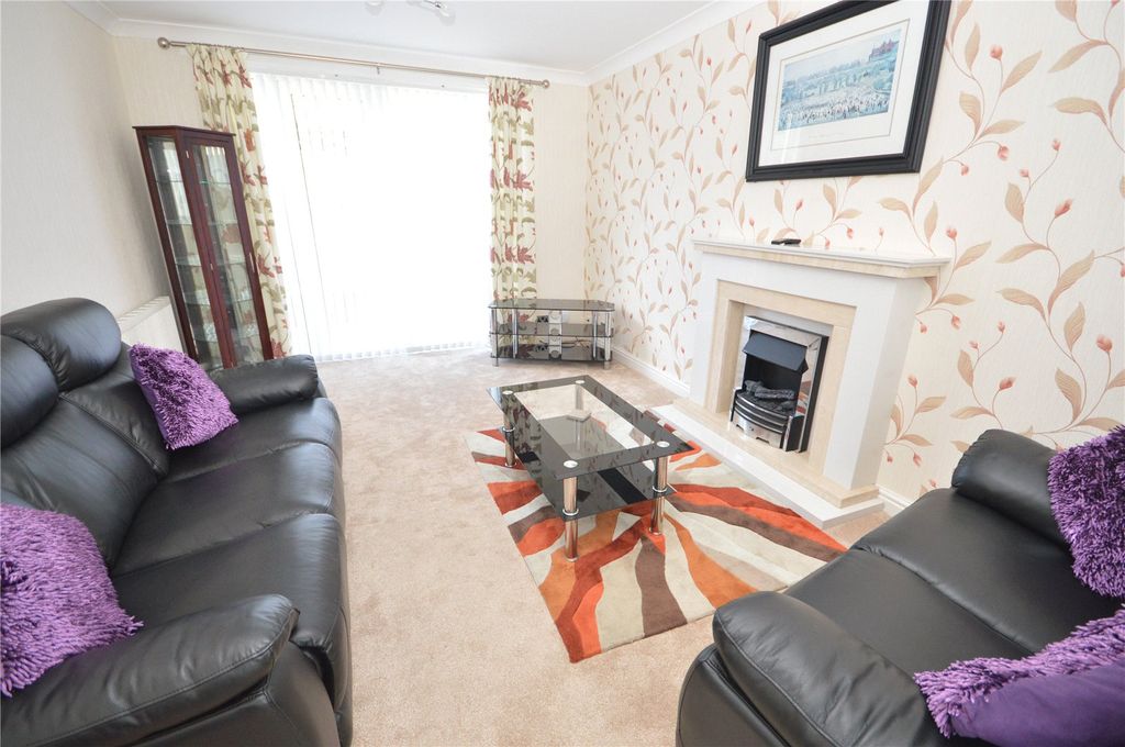 Property photo 3 of 12 Picture No. 06