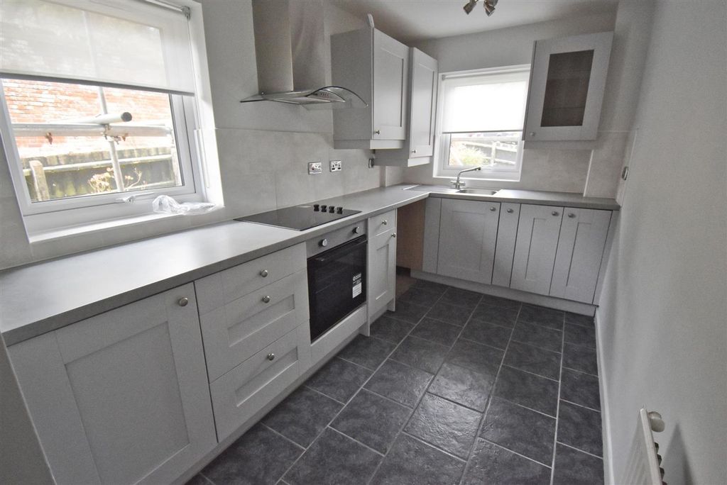 Property photo 3 of 13 Kitchen.Jpg