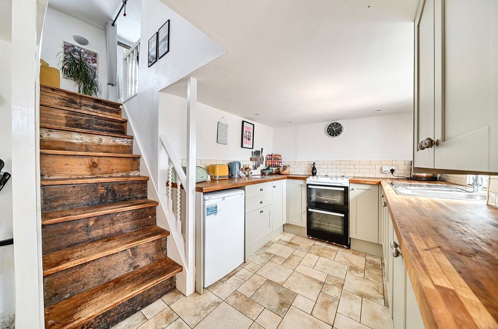 Property photo 3 of 14 Kitchen/Dining Room