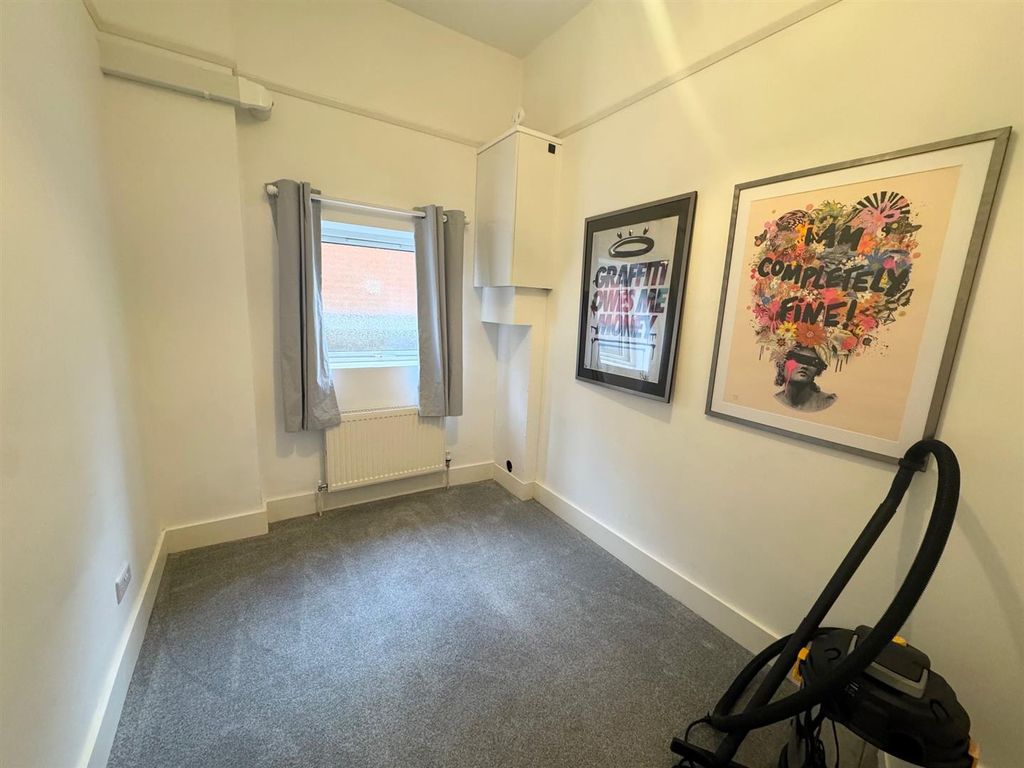 Property photo 3 of 5 Img_2750.Jpeg