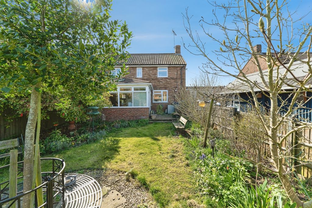 Property photo 2 of 18