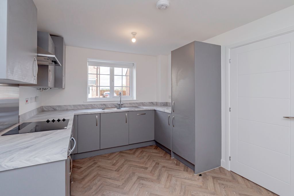 Property photo 3 of 24 Photo