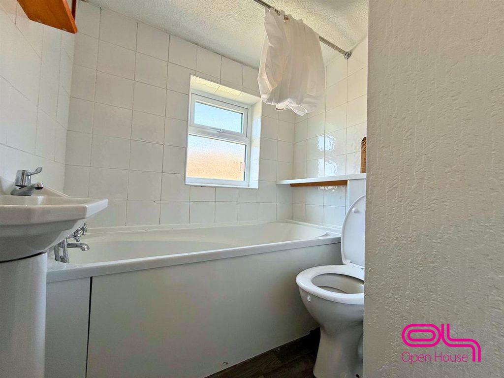 Property photo 2 of 11 Untitled Design - 2026-06-01T125730.391.Png
