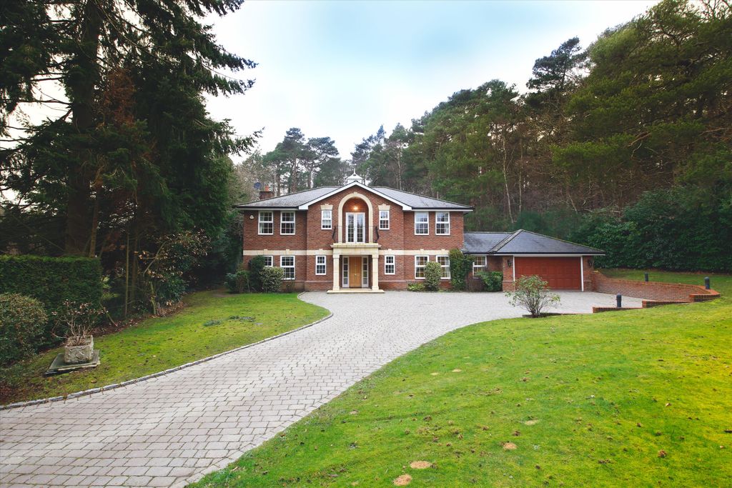 Property photo 1 of 9 Image