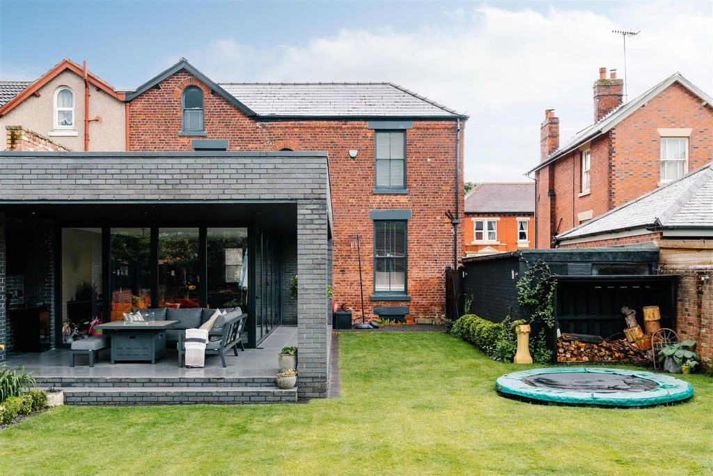 Property photo 2 of 52 Externals-6.Jpg