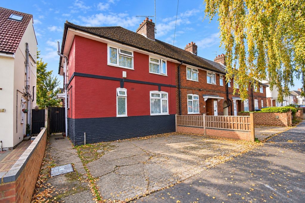 Property photo 1 of 10 5371222