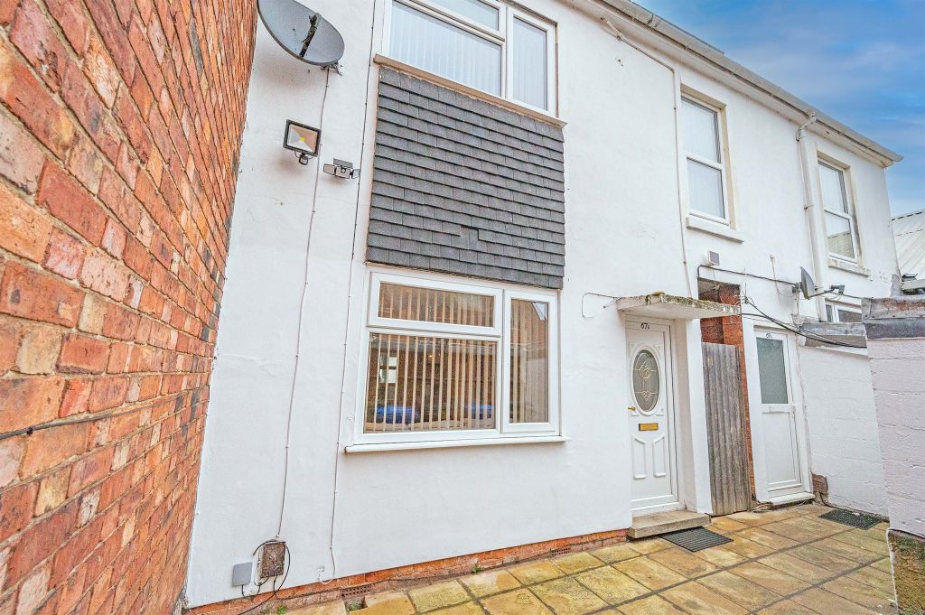 Property photo 1 of 12
