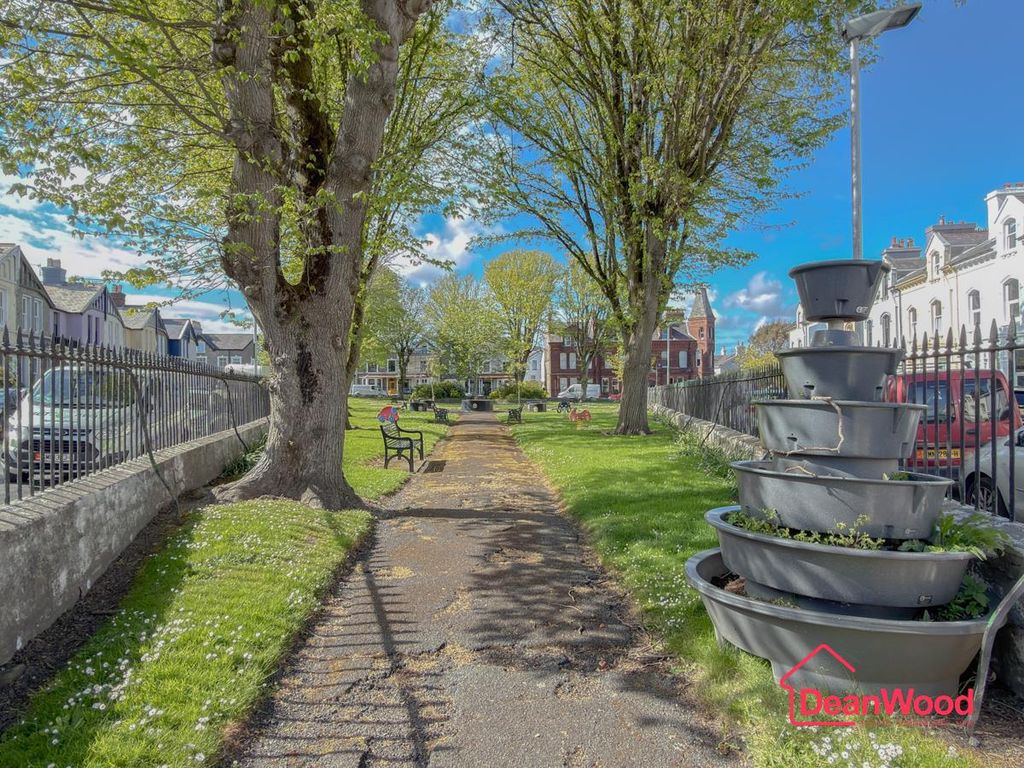 Property photo 2 of 46 Untitled-2.Jpg