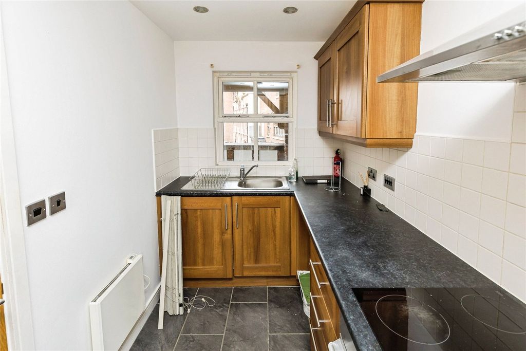 Property photo 3 of 13 Picture No. 02