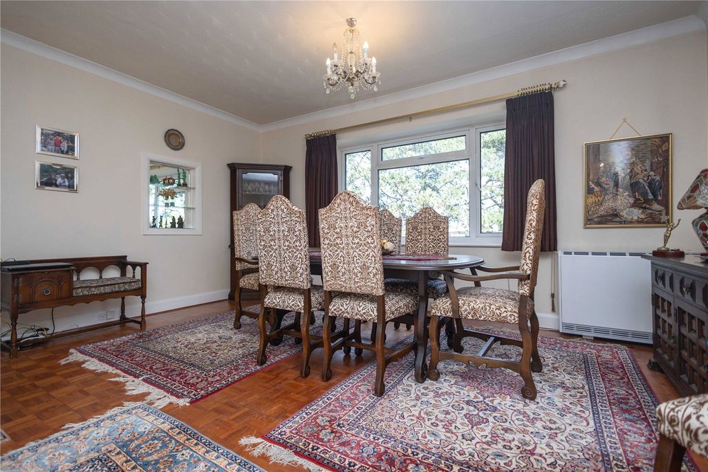 Property photo 3 of 19 Picture No. 23