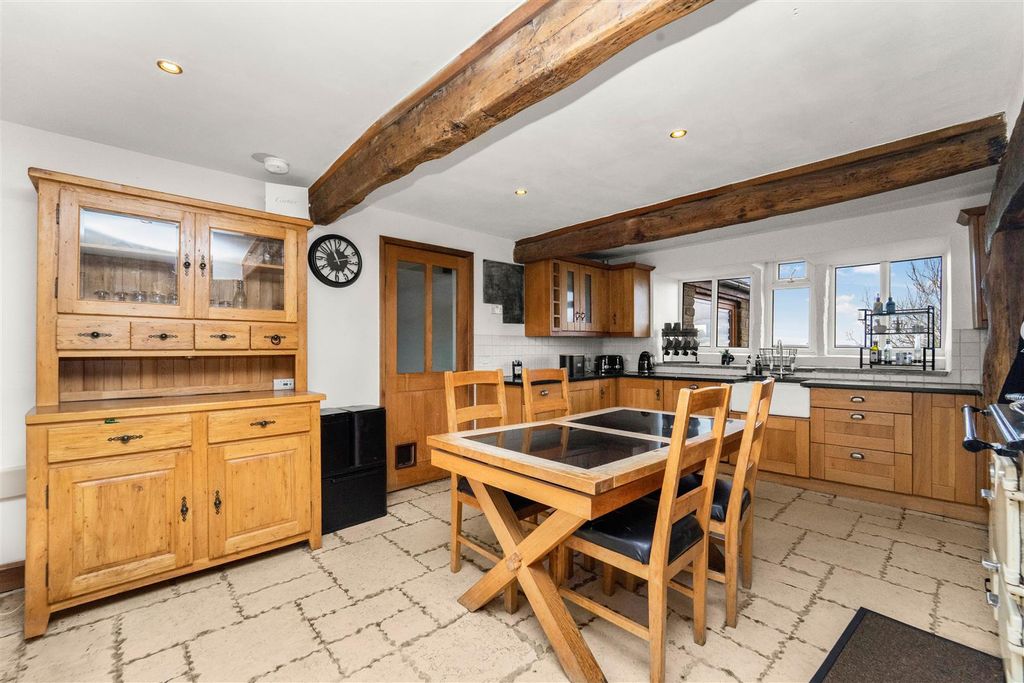 Property photo 2 of 56 3.Jpg