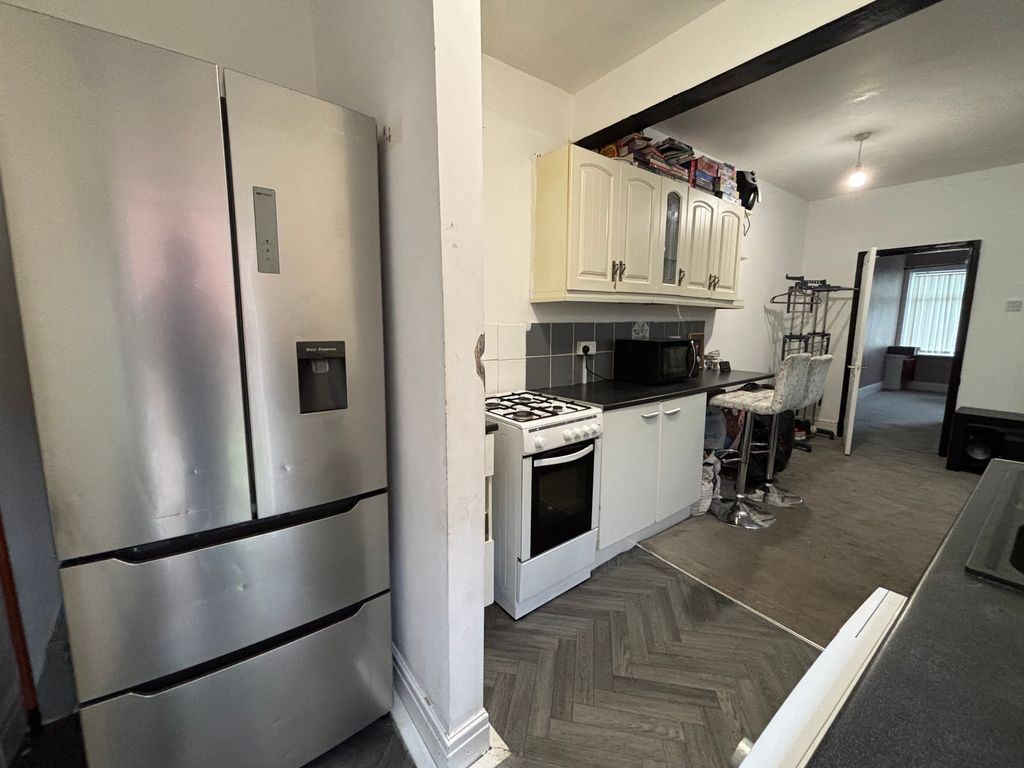 Property photo 1 of 13 American Fridge