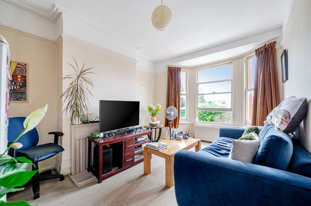 Property photo 3 of 10 1521434-11-1A09F7...