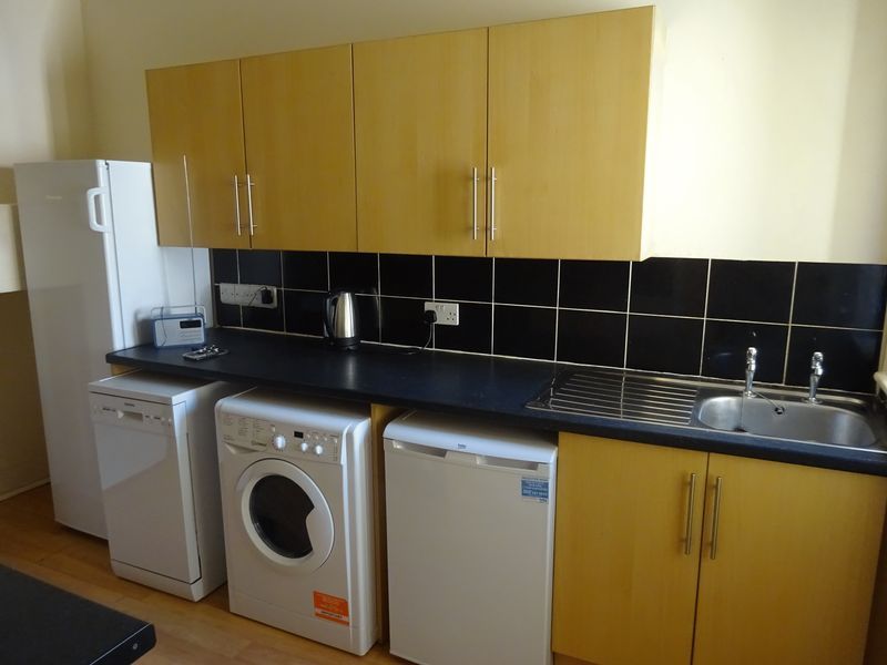 Property photo 3 of 14 Photo 4