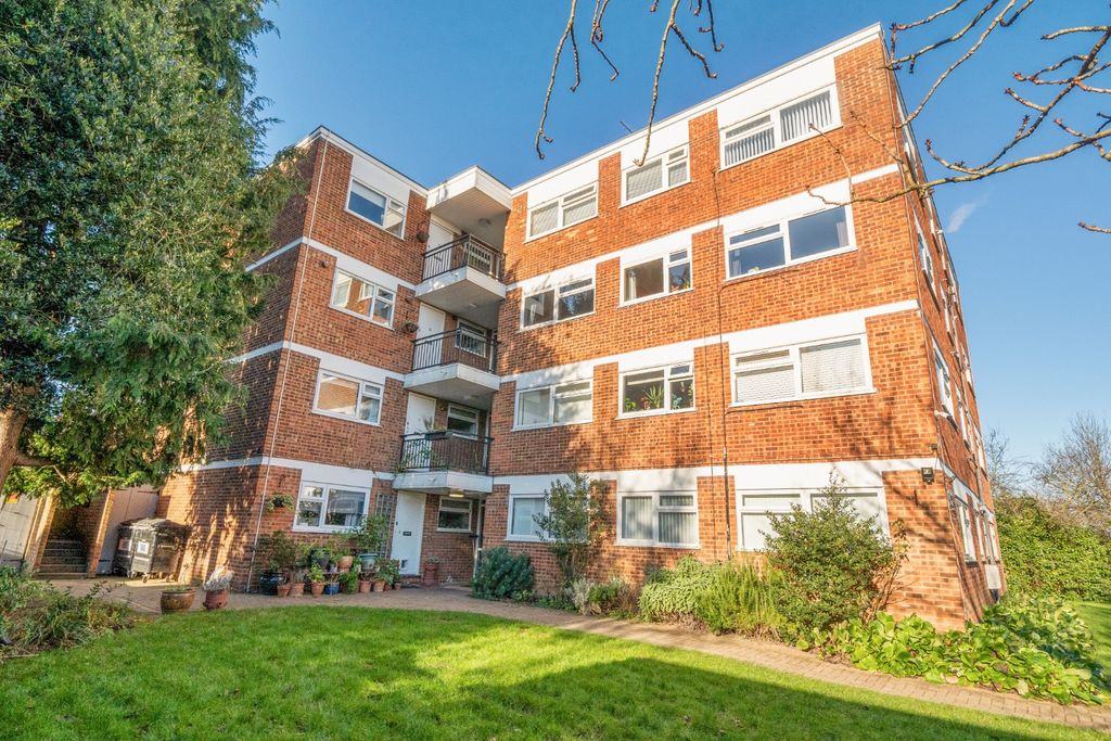 Property photo 1 of 17 3355661