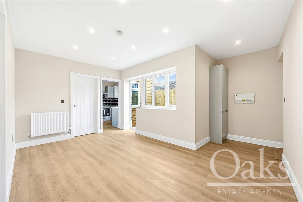 Property photo 2 of 8 Picture No. 06