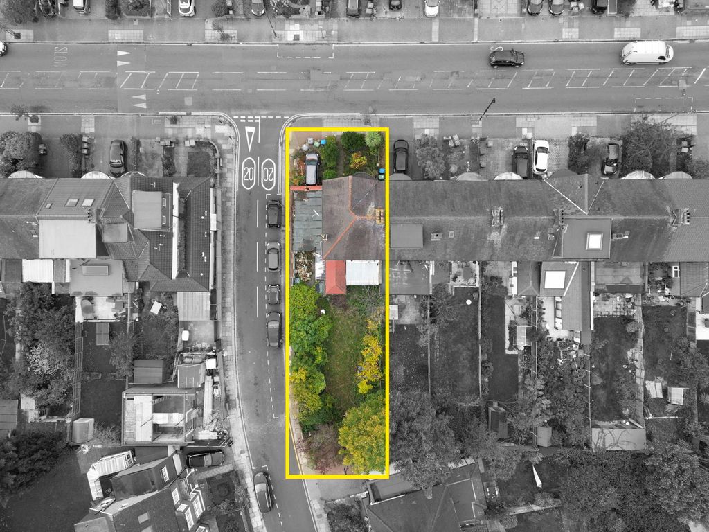 Property photo 3 of 9