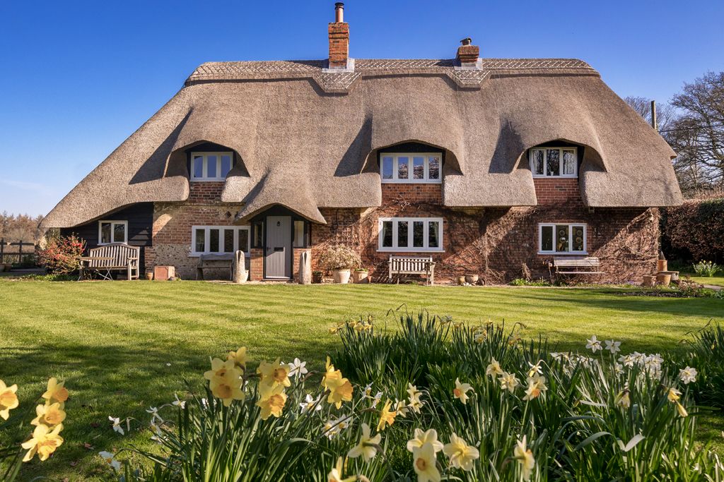 Property photo 1 of 20