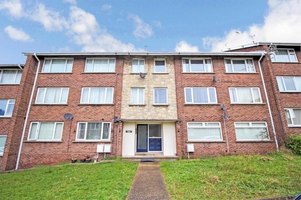 Property photo 1 of 2
