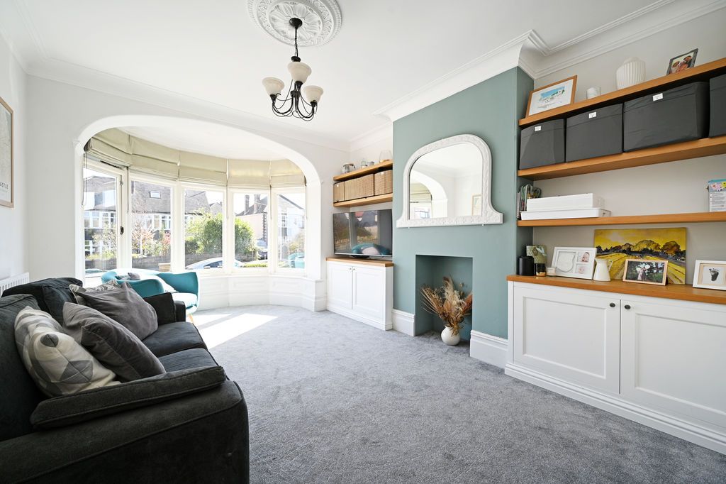 Property photo 3 of 39 Living Room