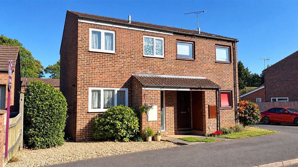 Property photo 1 of 17 Picture No. 27