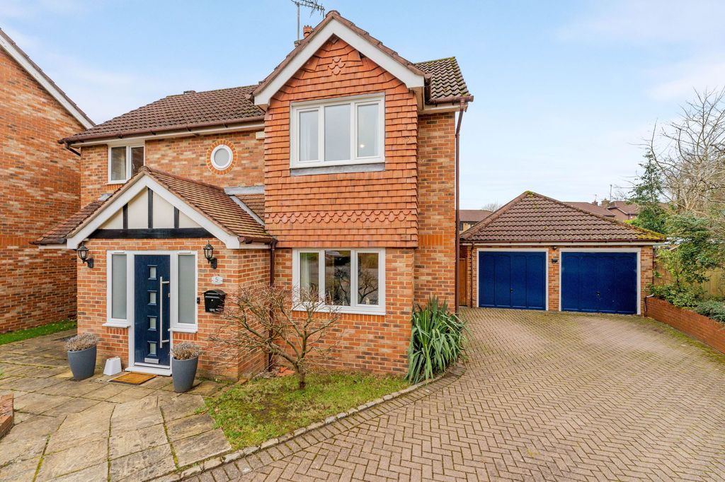 Property photo 1 of 31