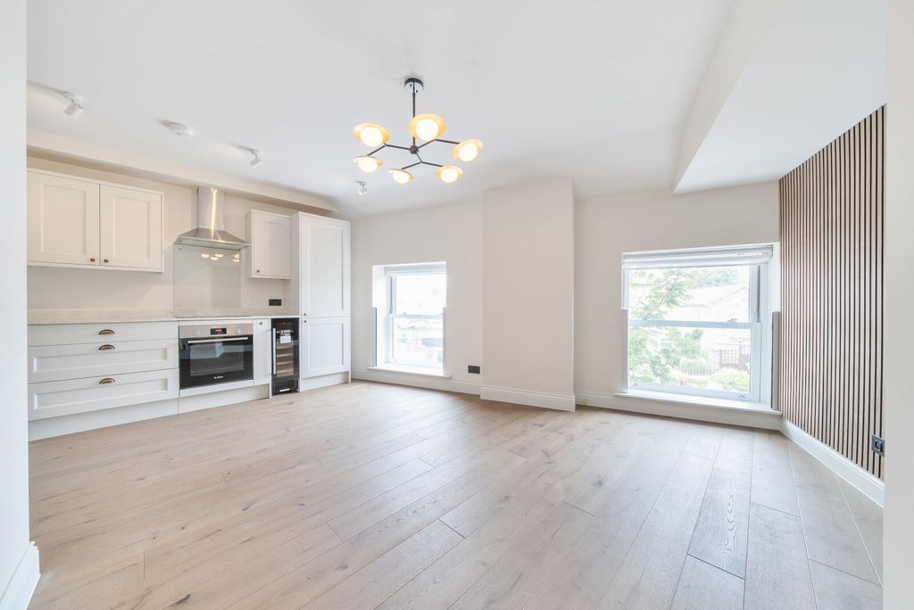 Property photo 2 of 16 Sitting Room/Kitchen