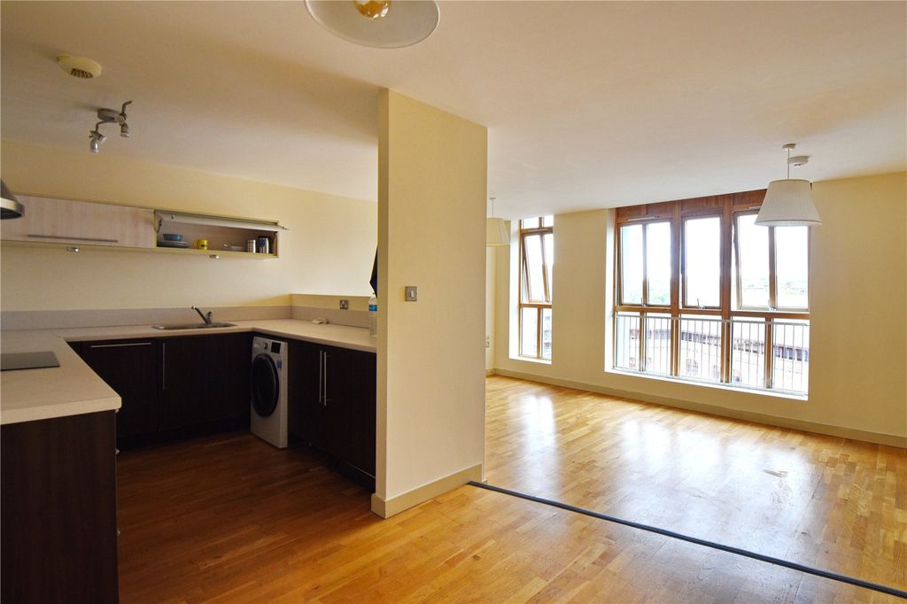 Property photo 3 of 10 Picture No. 03