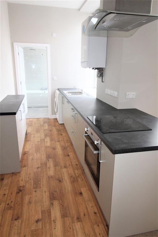 Property photo 2 of 4 Kitchen.Jpg