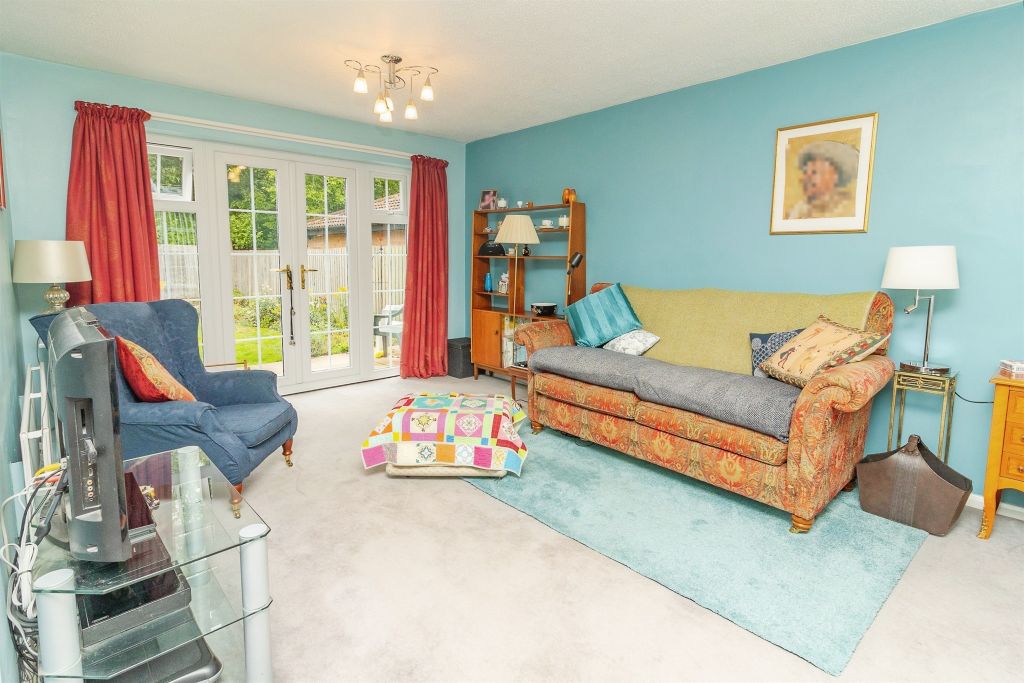 Property photo 2 of 16