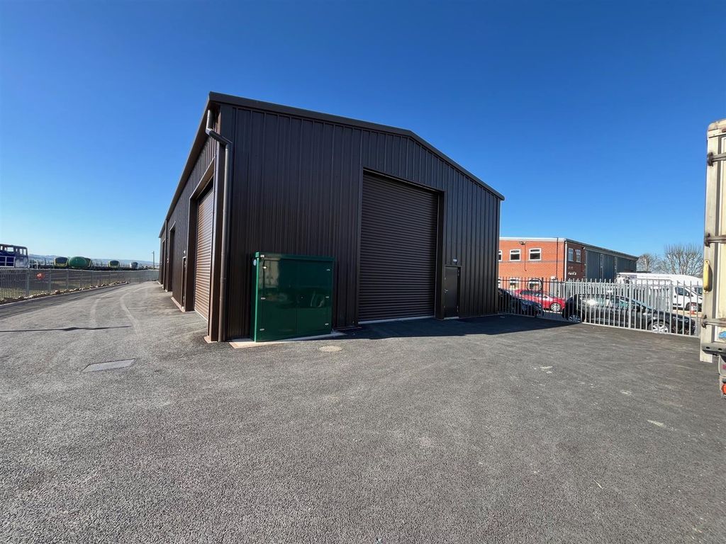 Property photo 3 of 10 4.Jpg